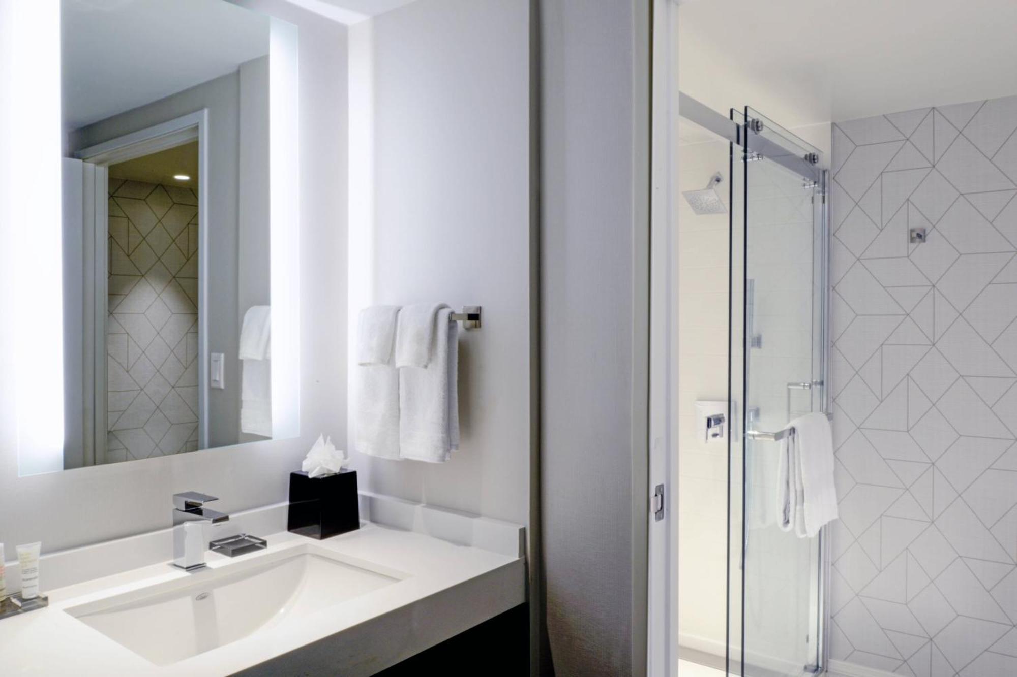 Long Beach Marriott Eksteriør bilde